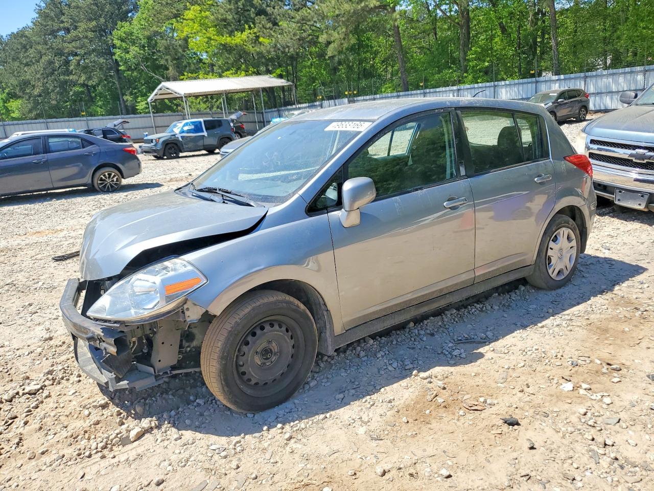 Salvage Nissan Versa Image