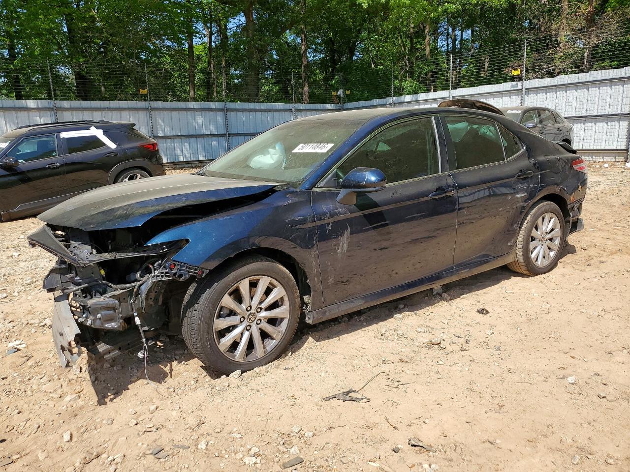 Salvage Toyota Camry Image
