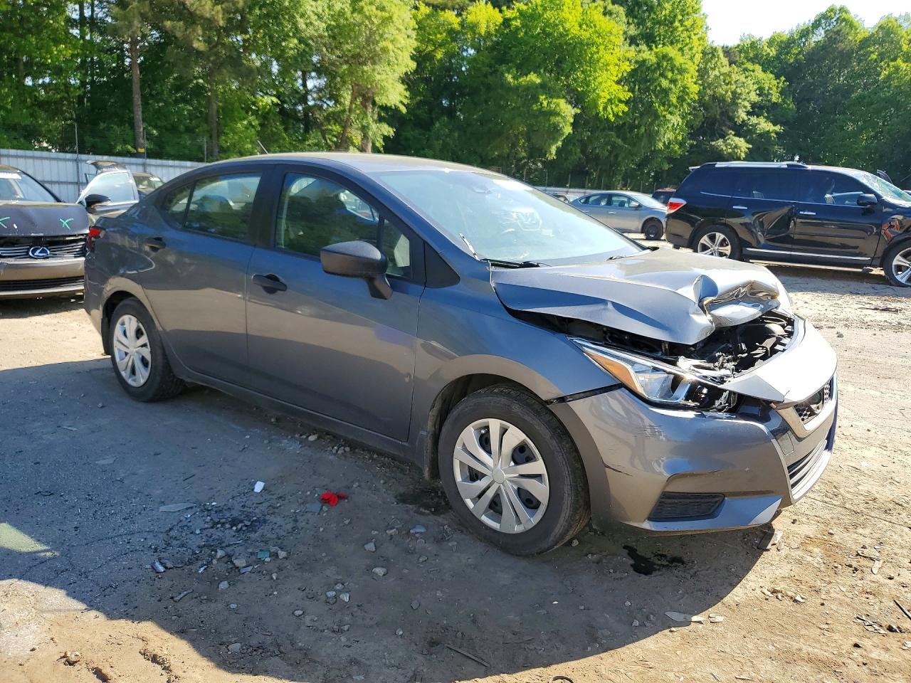Nissan Versa S