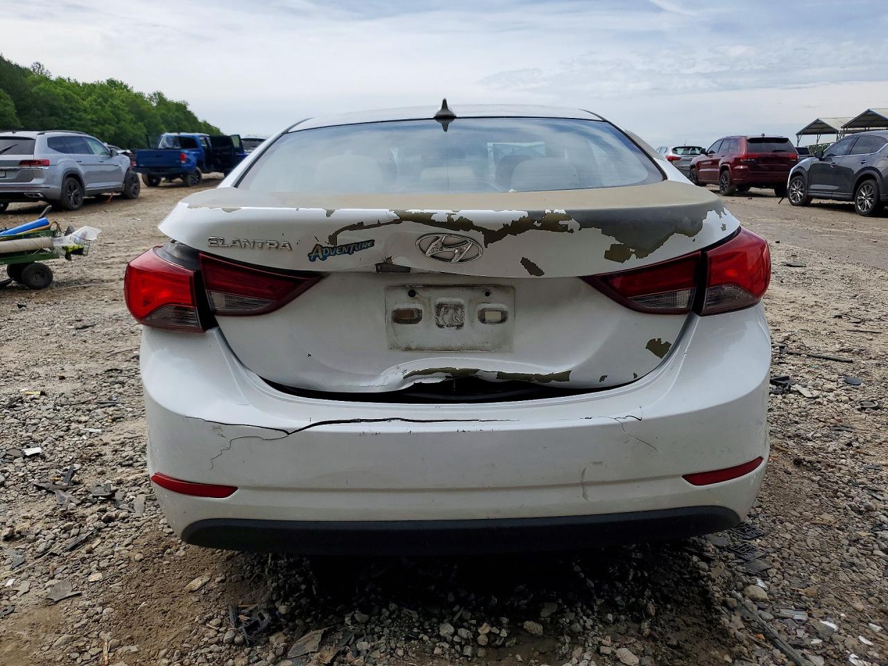 Hyundai ELANTRA Se