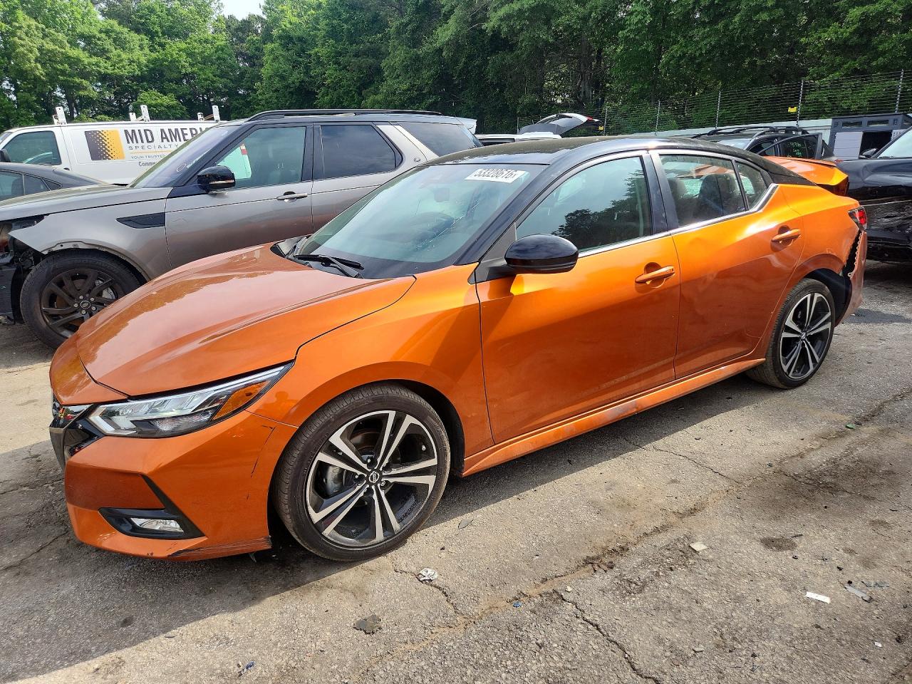 Salvage Nissan Sentra Image