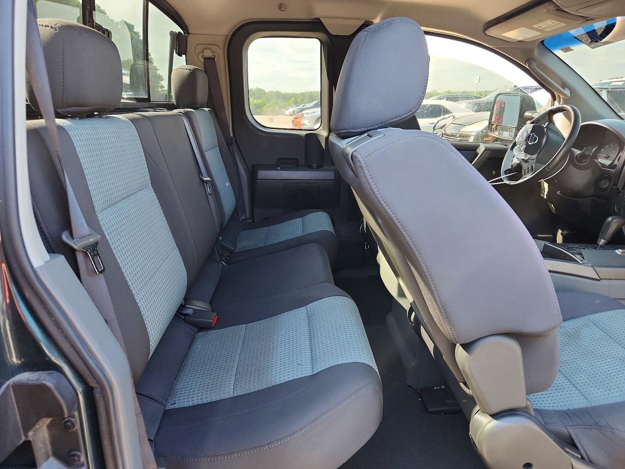 Nissan Titan Xe