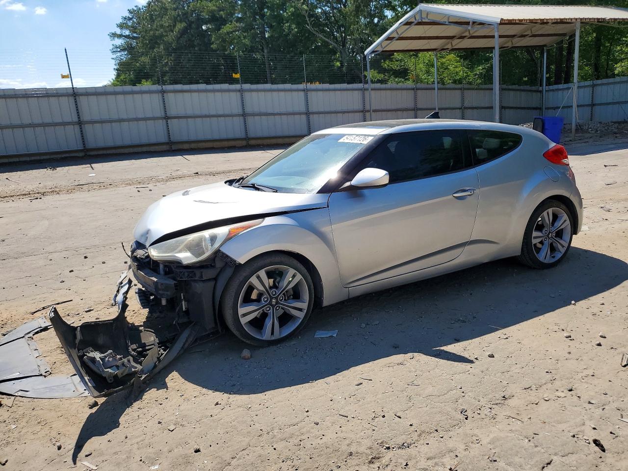 Salvage Hyundai VELOSTER Image