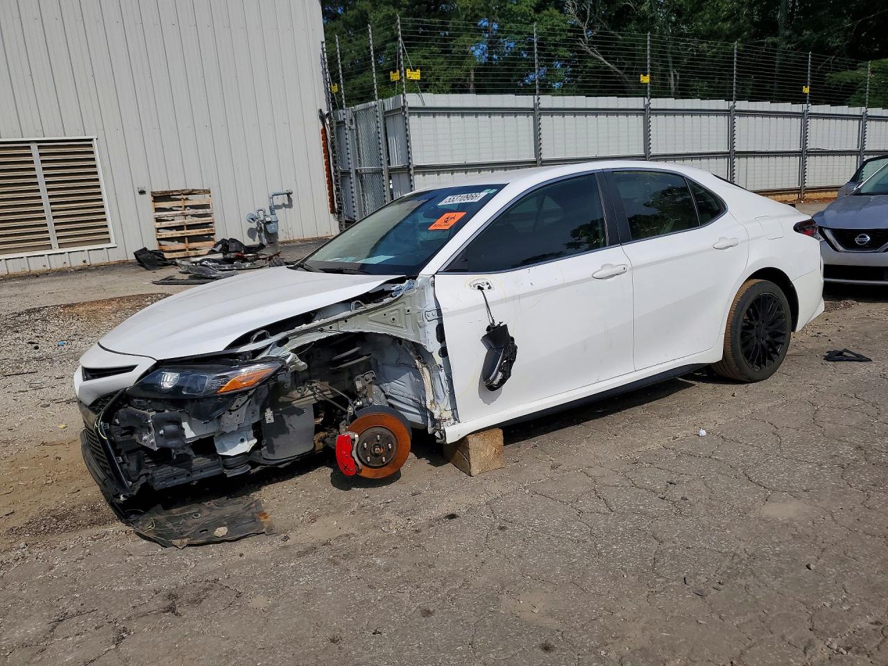 Salvage Toyota Camry Image