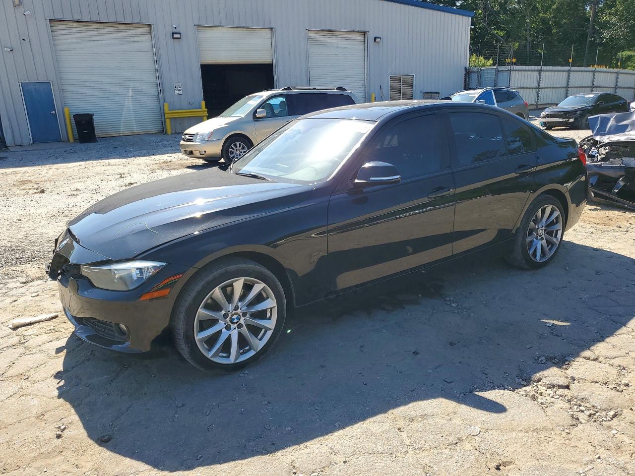 Salvage BMW 3 Series Image