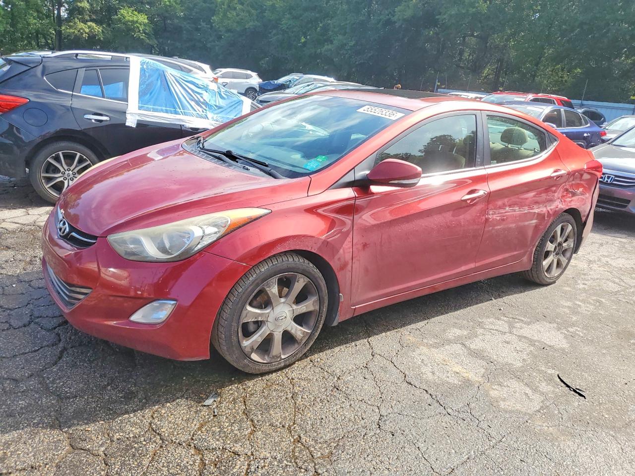 Salvage Hyundai ELANTRA Image