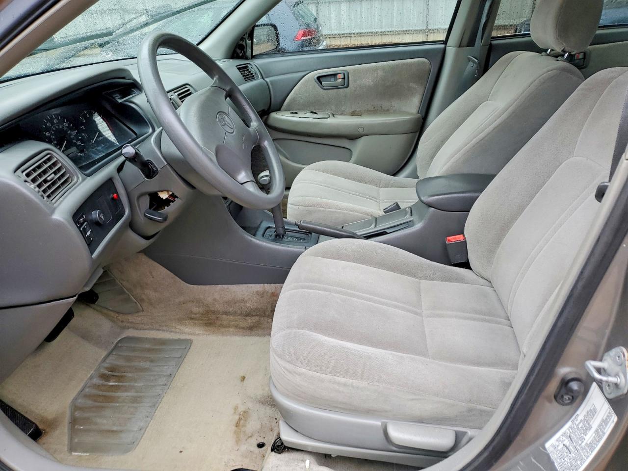 Toyota Camry Ce