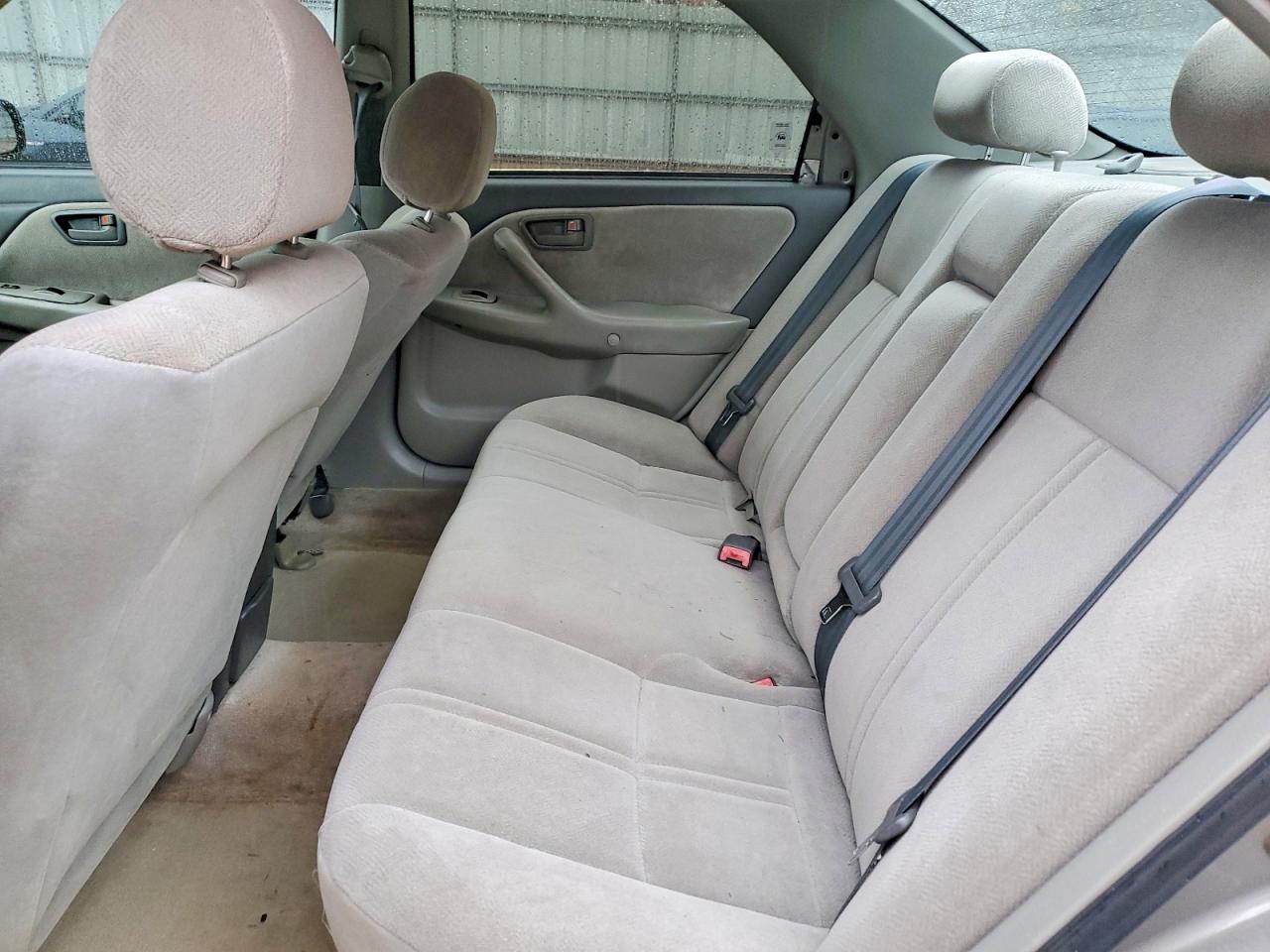 Toyota Camry Ce