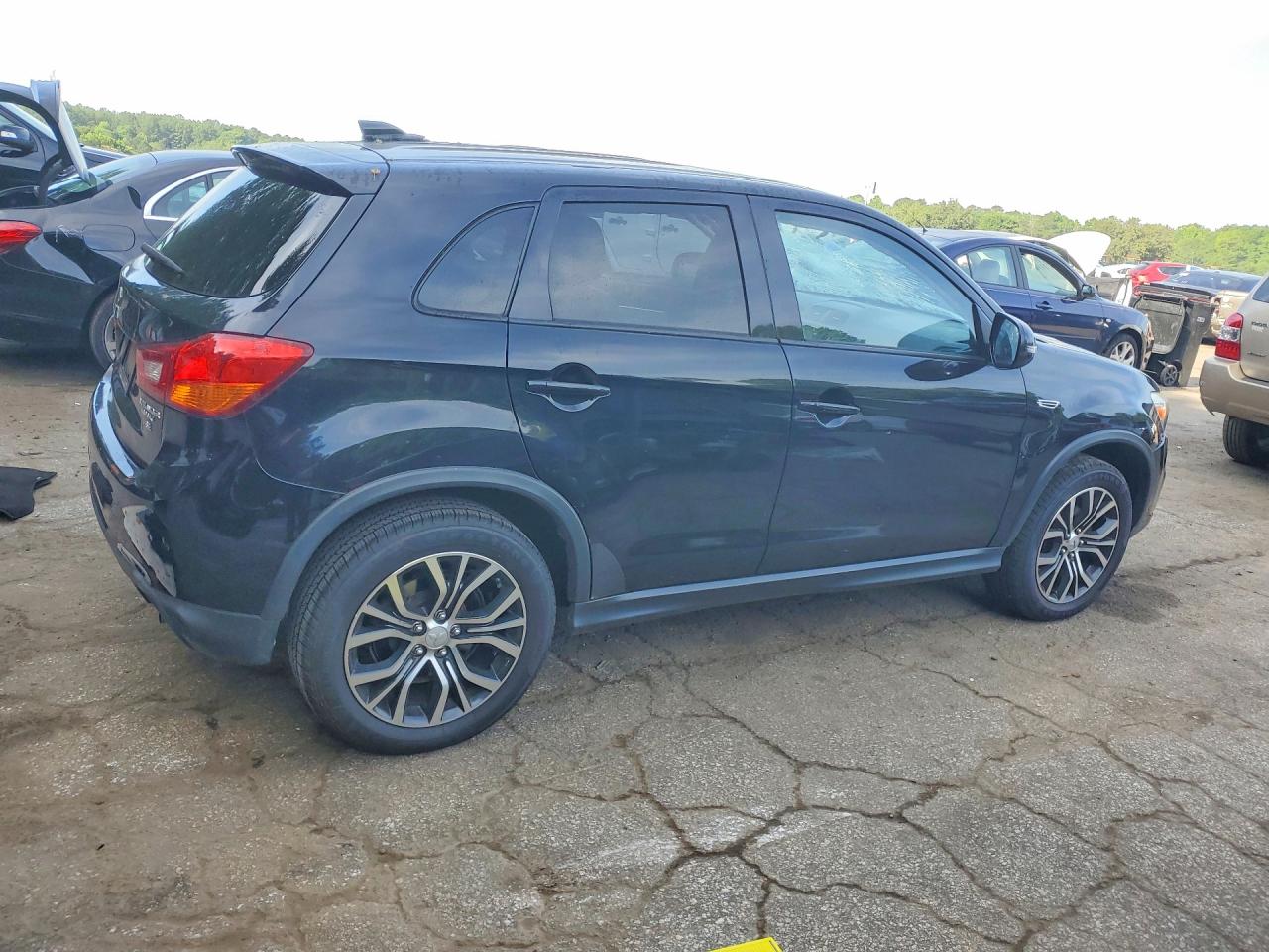 Mitsubishi Outlander Es