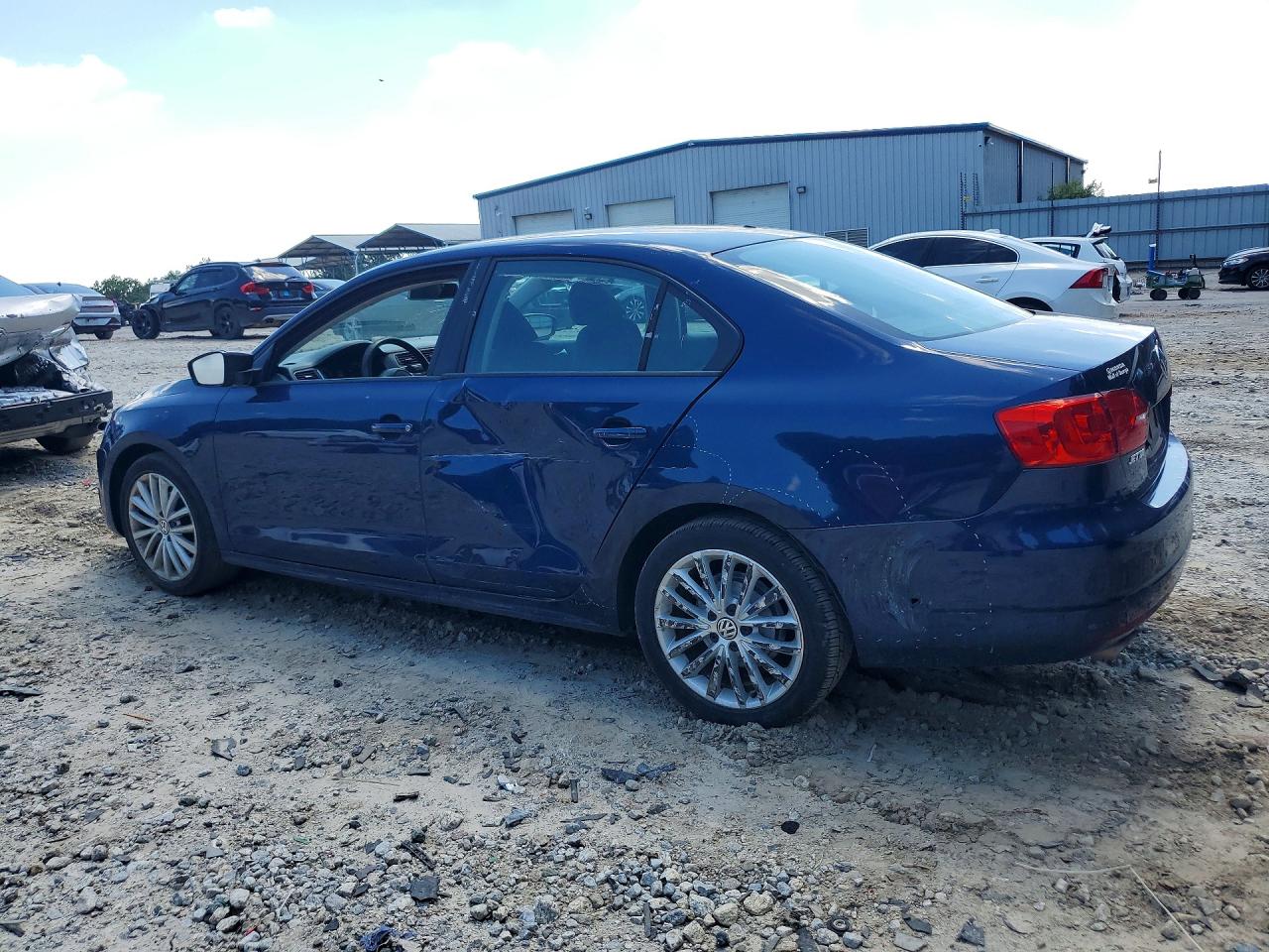 Volkswagen Jetta Base