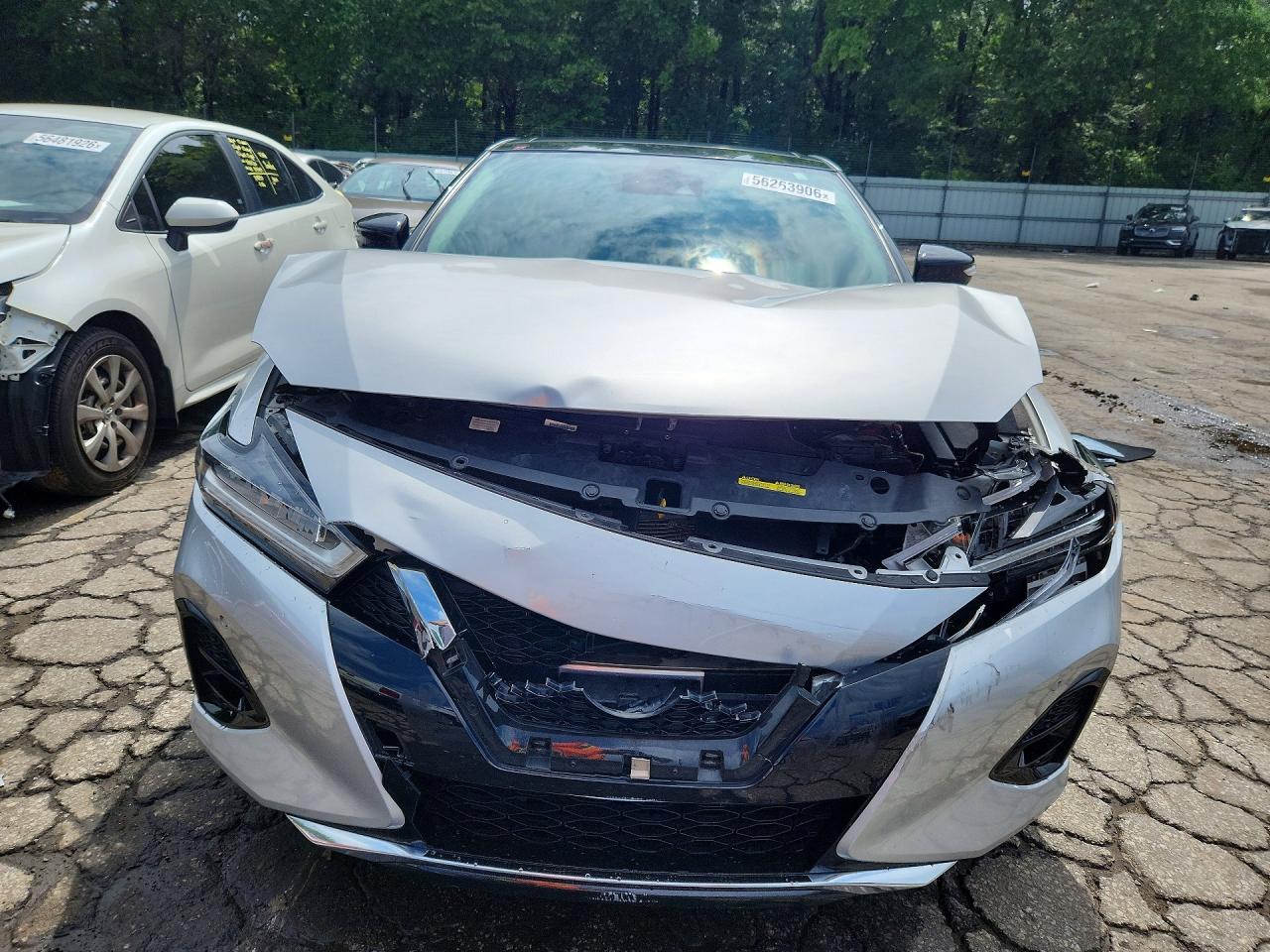 Nissan Maxima Platinum