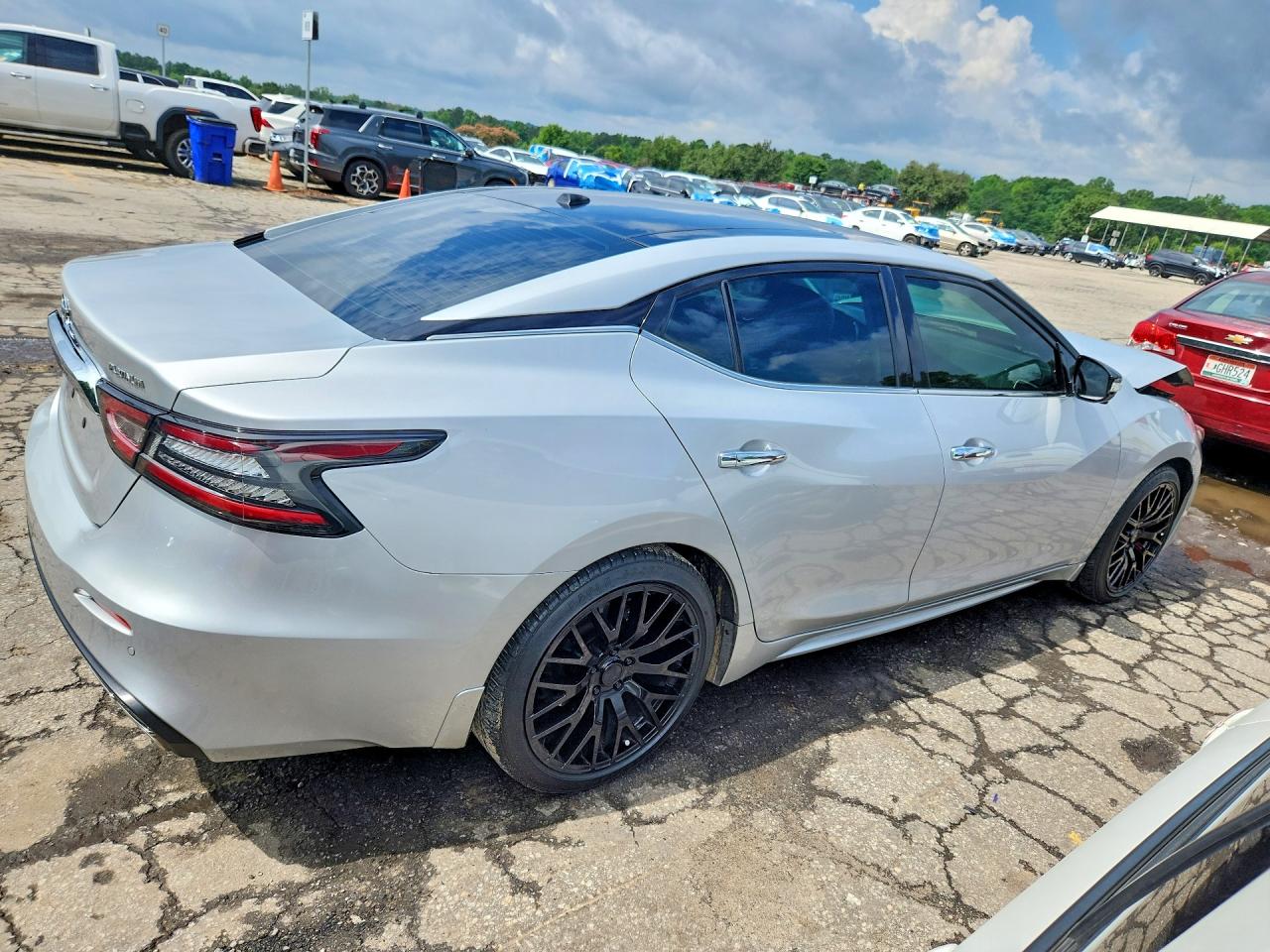 Nissan Maxima Platinum