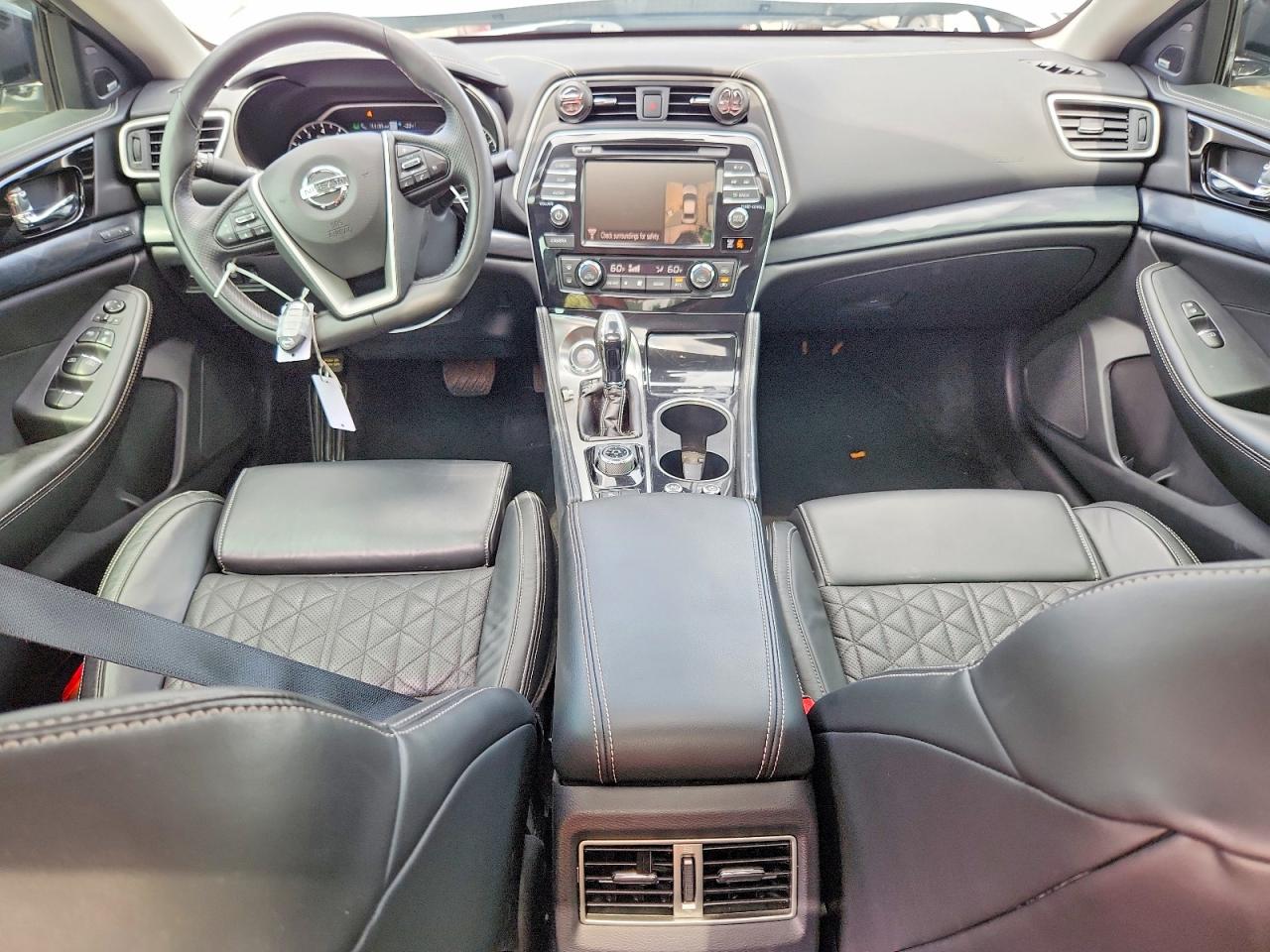 Nissan Maxima Platinum