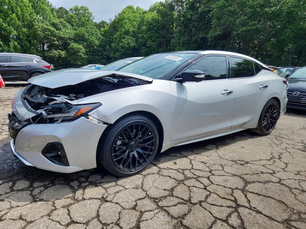 Salvage Nissan Maxima Image