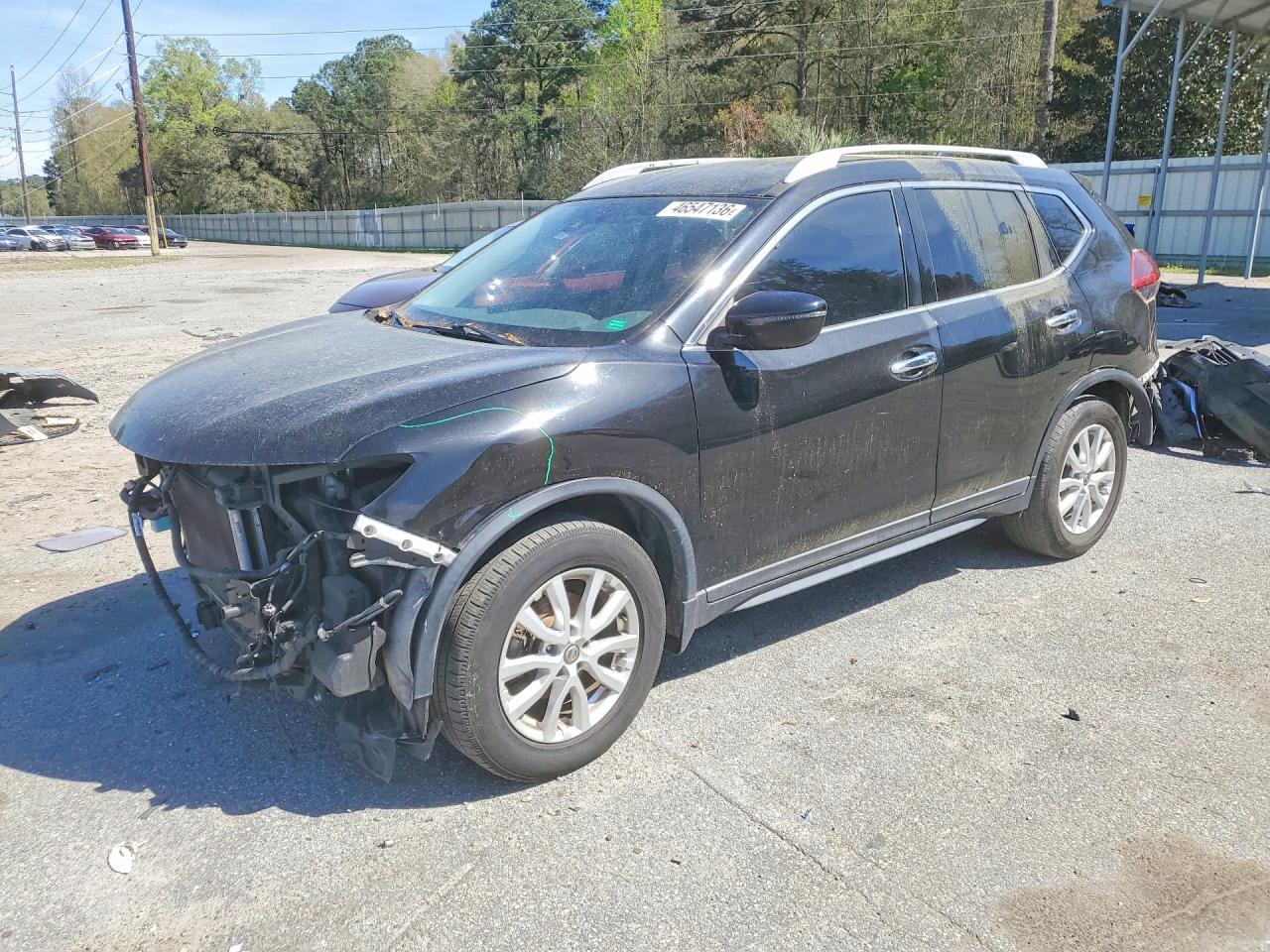 Salvage Nissan Rogue Image