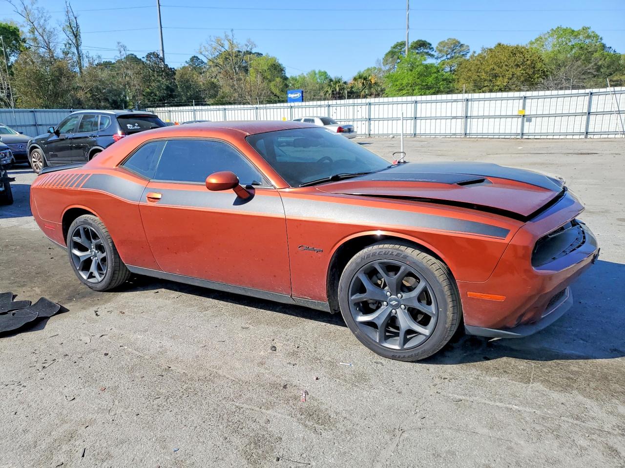 Dodge Challenger Sxt