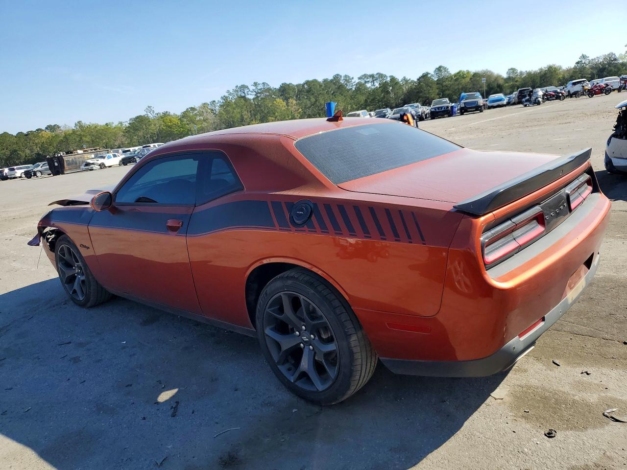 Dodge Challenger Sxt