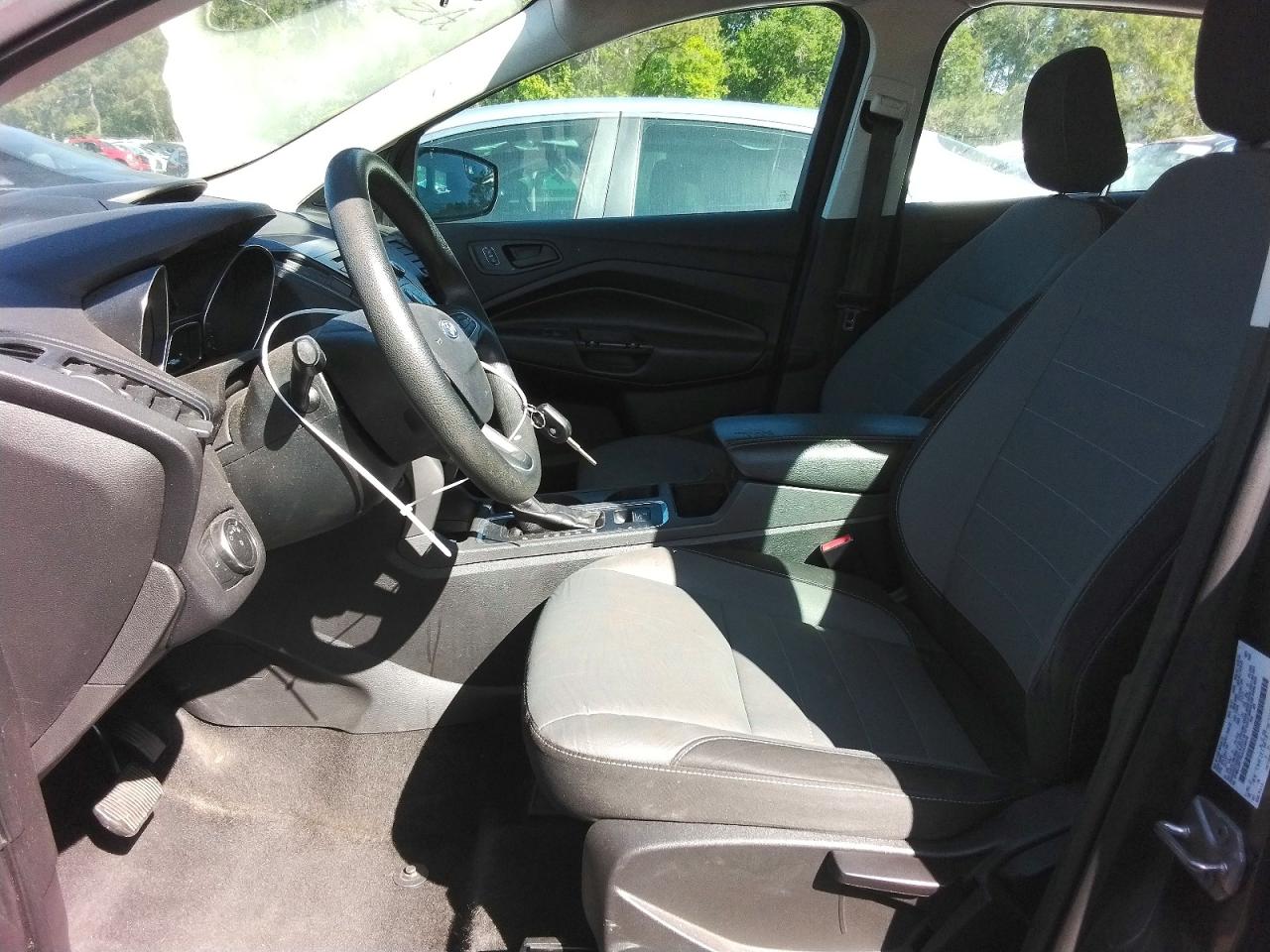 Ford Escape S