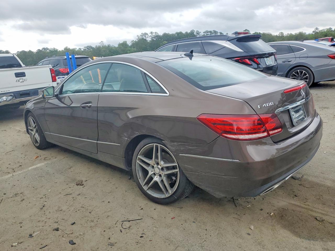 Mercedes-Benz E-Class 400