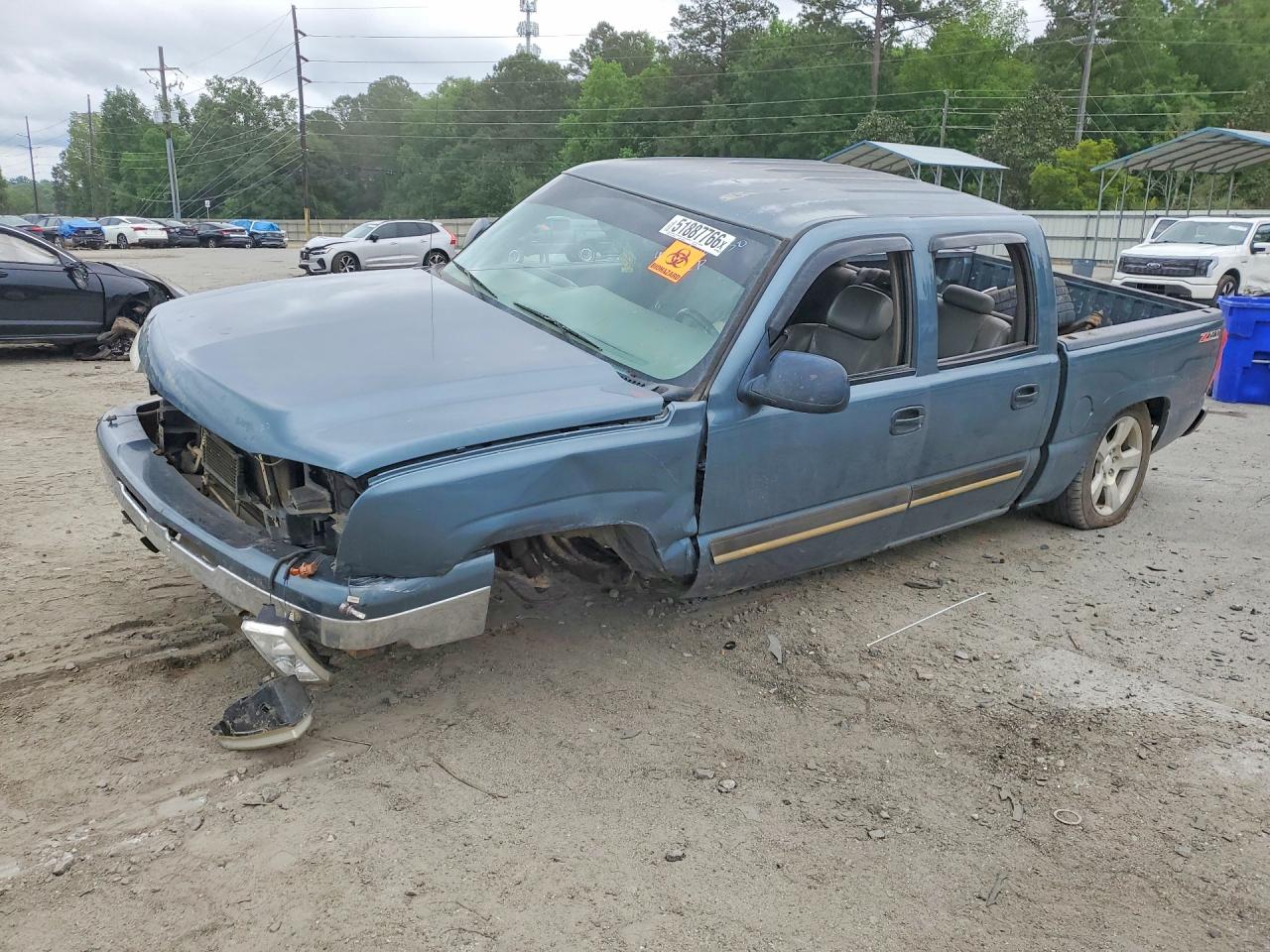 Salvage Chevrolet Silverado Image