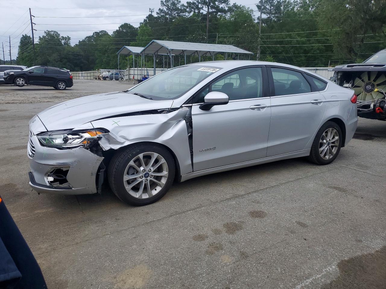 Salvage Ford Fusion Image