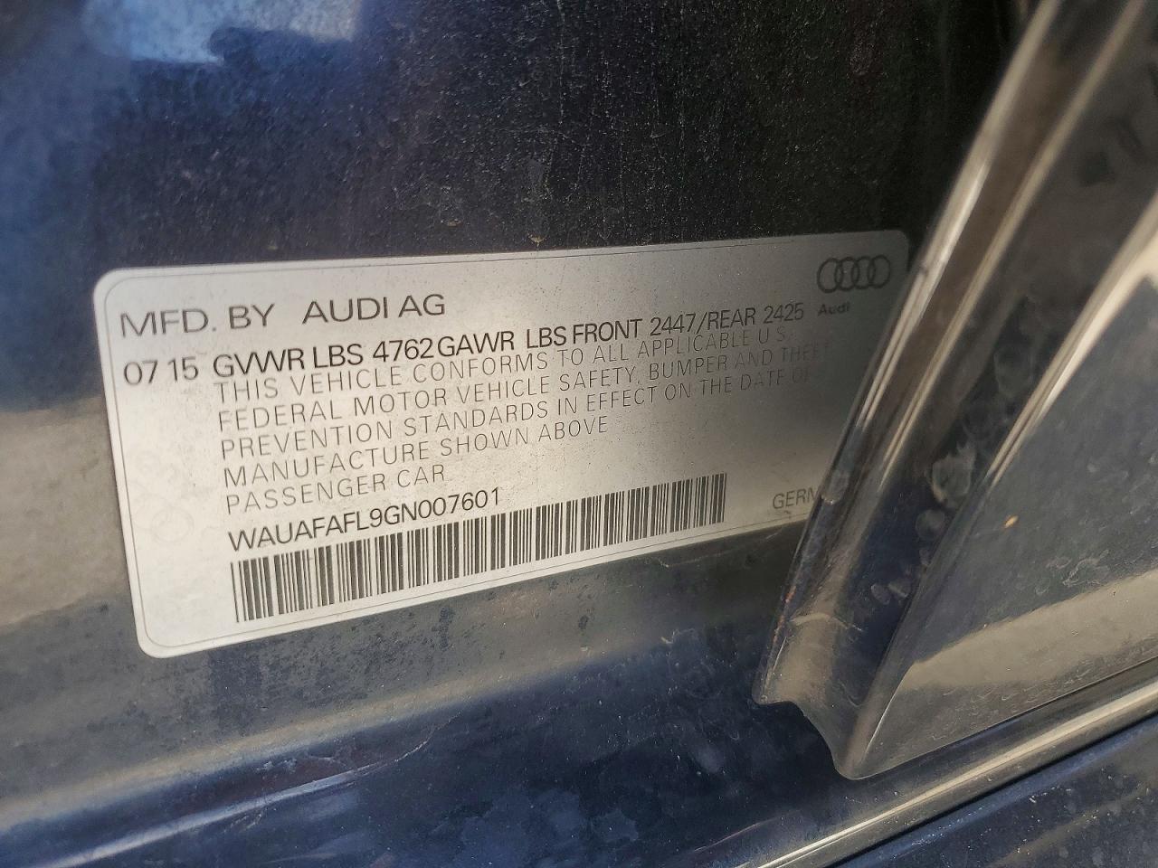 Audi A4 Premium S-line