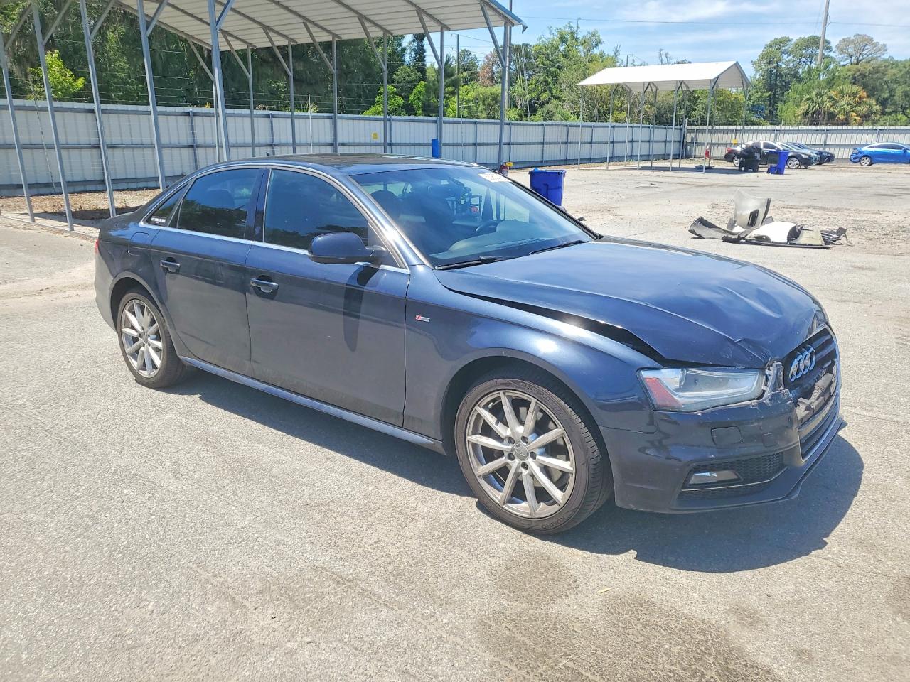 Audi A4 Premium S-line
