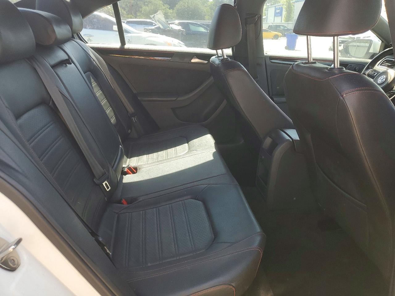 Volkswagen Jetta Gli