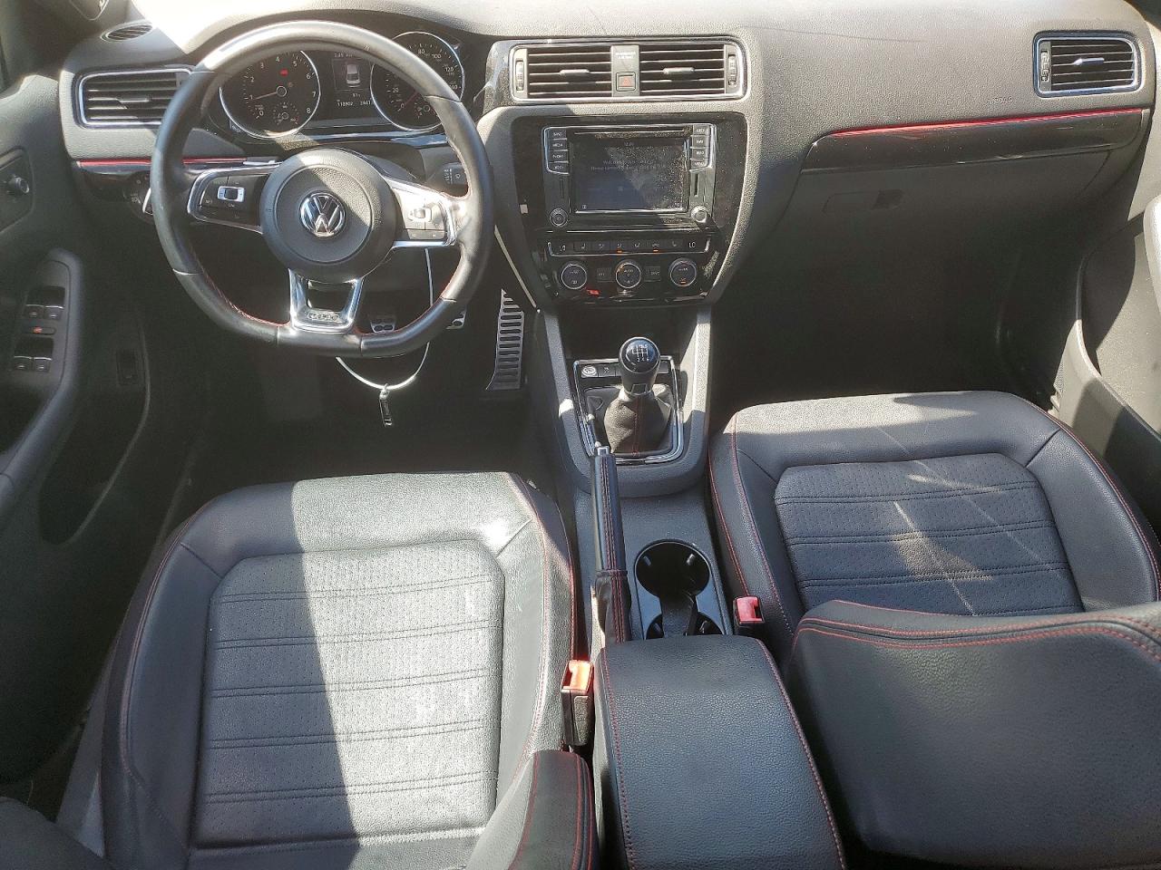 Volkswagen Jetta Gli