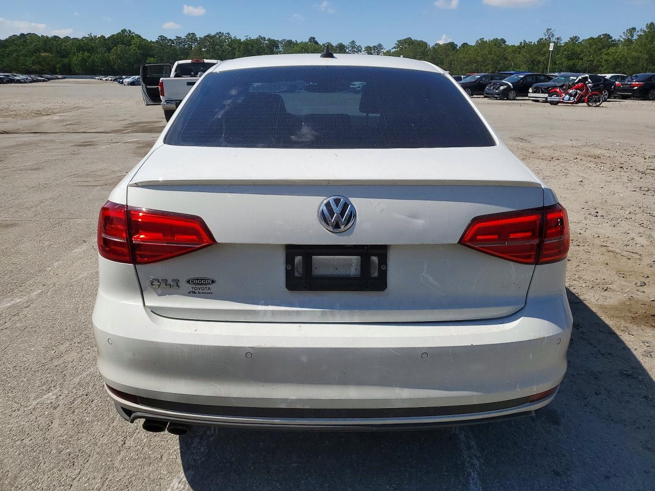 Volkswagen Jetta Gli