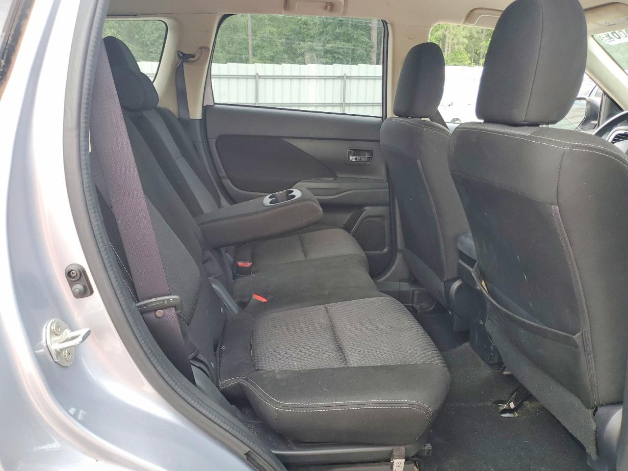 Mitsubishi Outlander Es