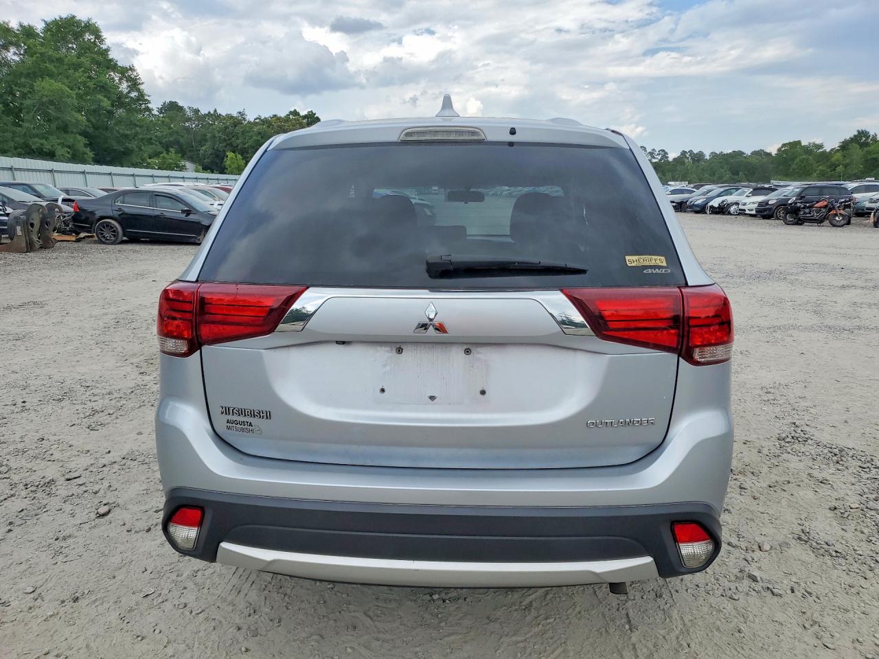 Mitsubishi Outlander Es