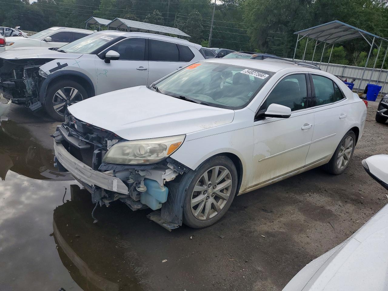 Salvage Chevrolet Malibu Image