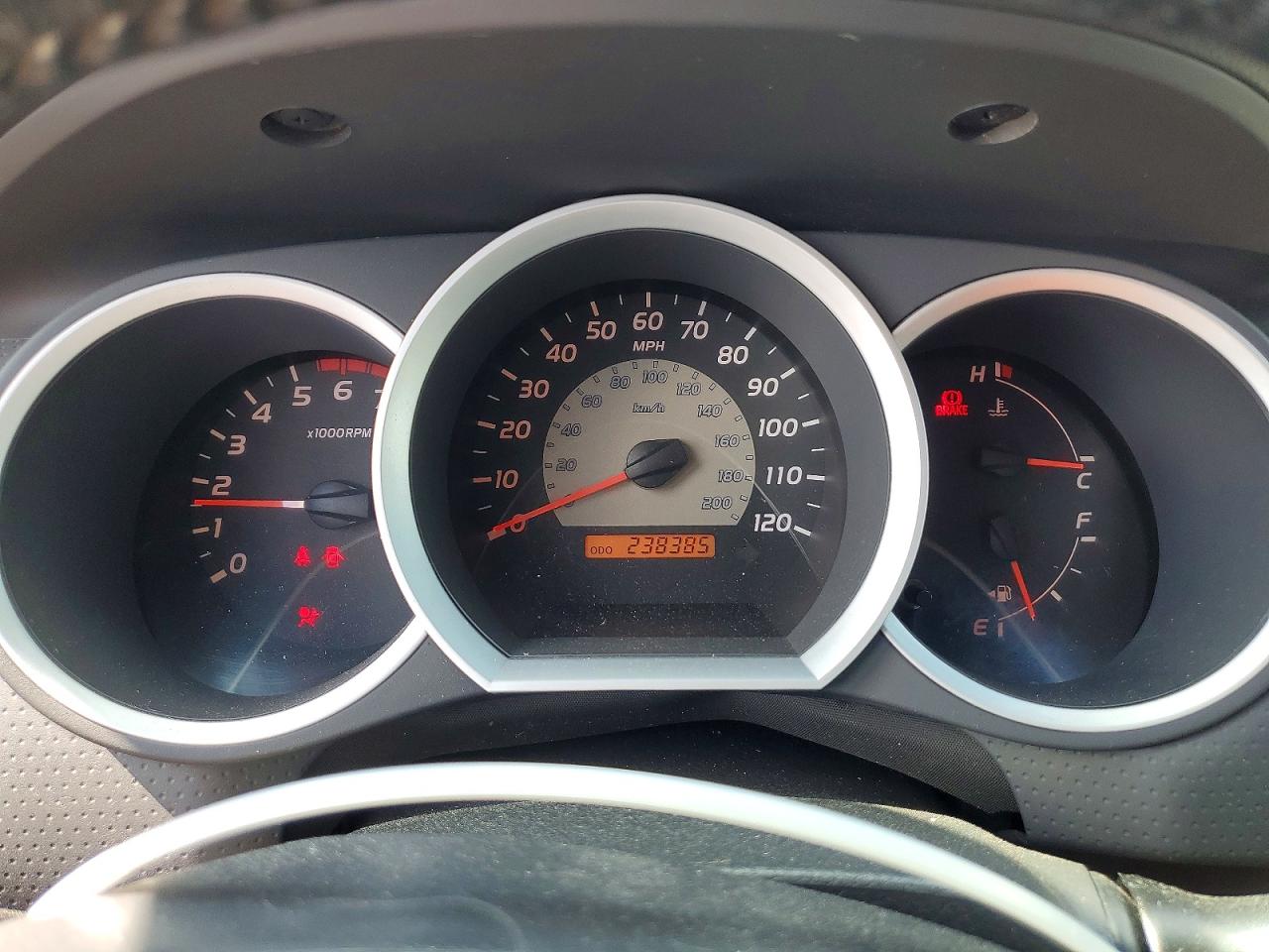 Toyota Tacoma X-runner Access Cab