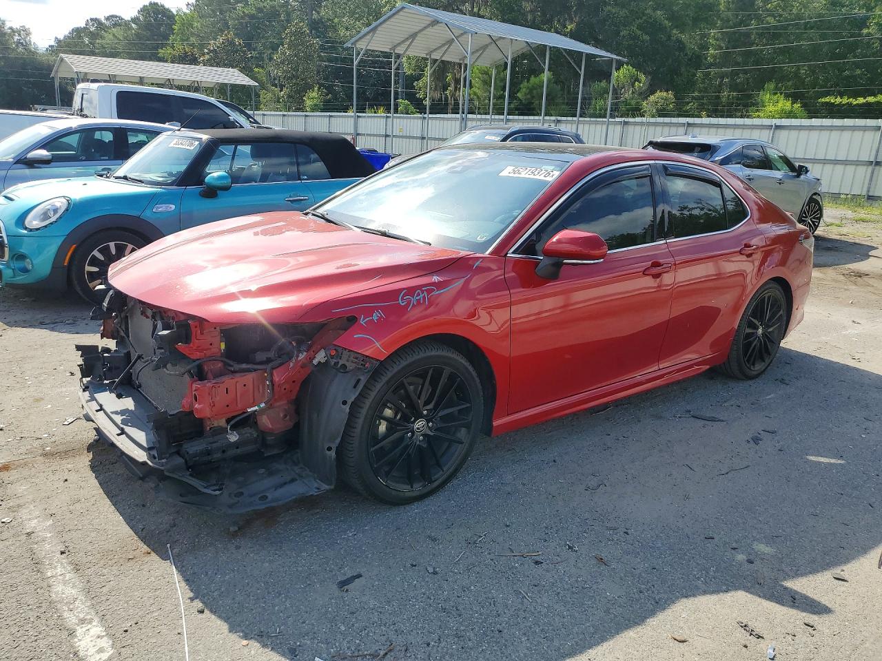 Salvage Toyota Camry Image