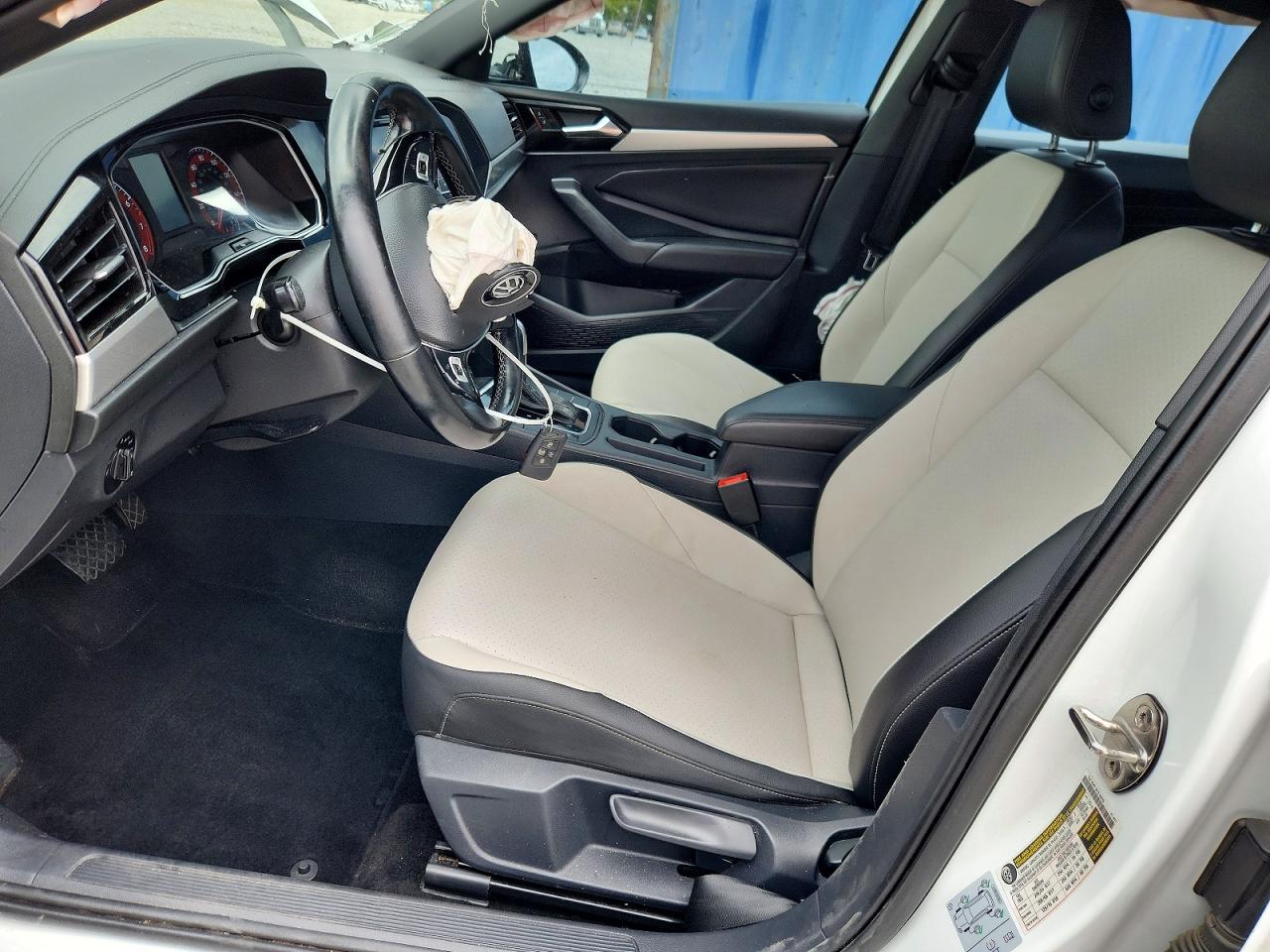 Volkswagen Jetta S
