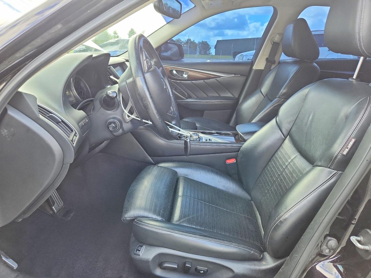 INFINITI Q50 3.0t Premium
