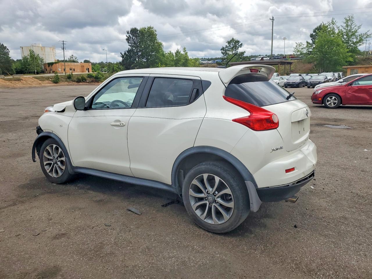 Nissan JUKE S