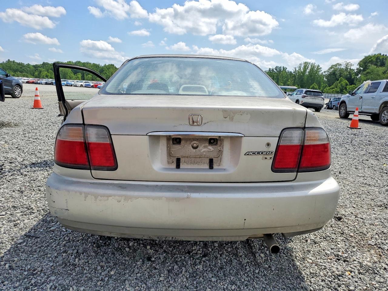 Honda Accord Lx