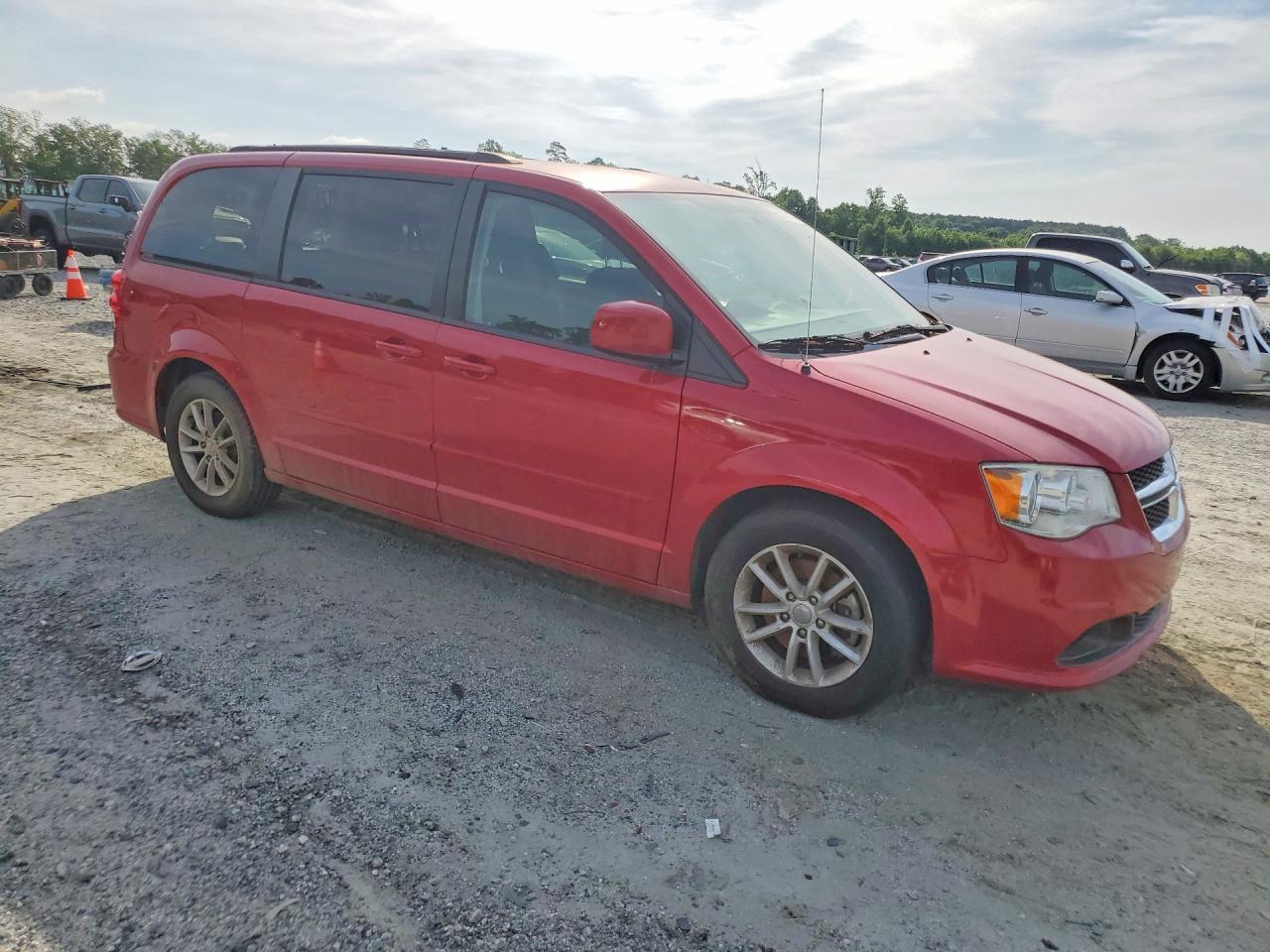 Dodge Caravan Sxt