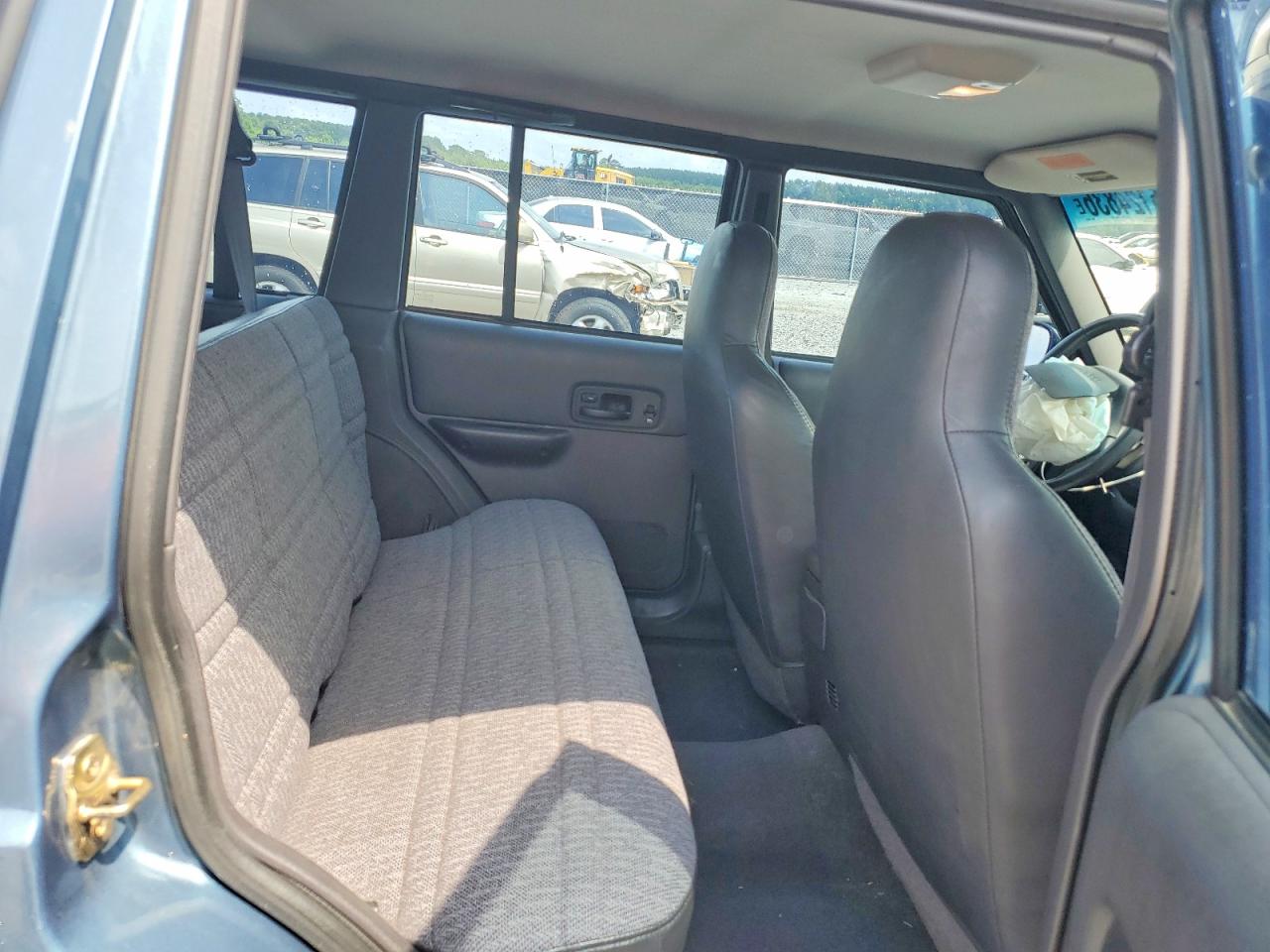 Jeep Cherokee Sport