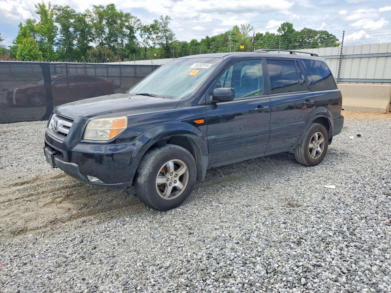 Salvage Honda Pilot Image