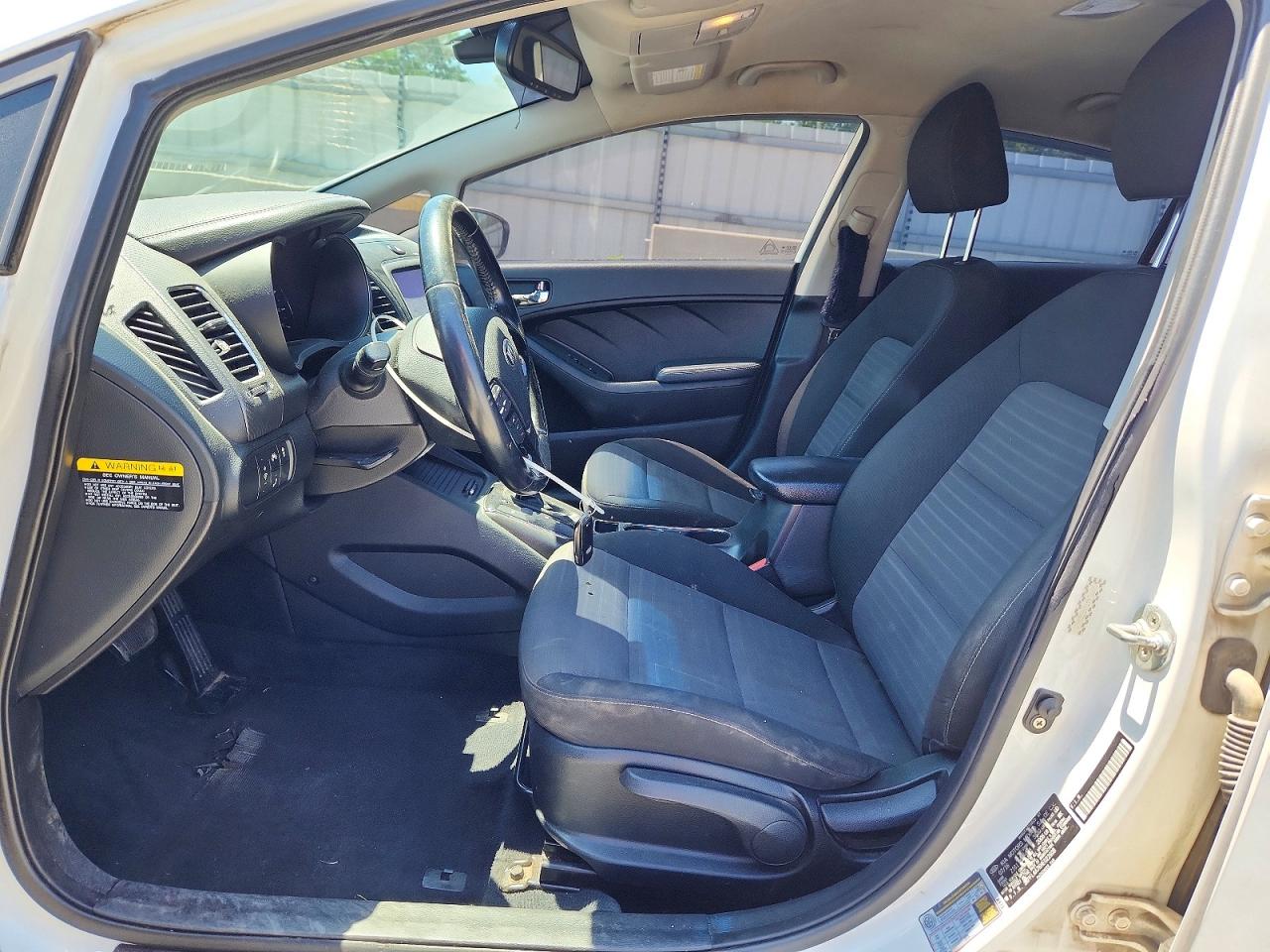 Kia Forte S