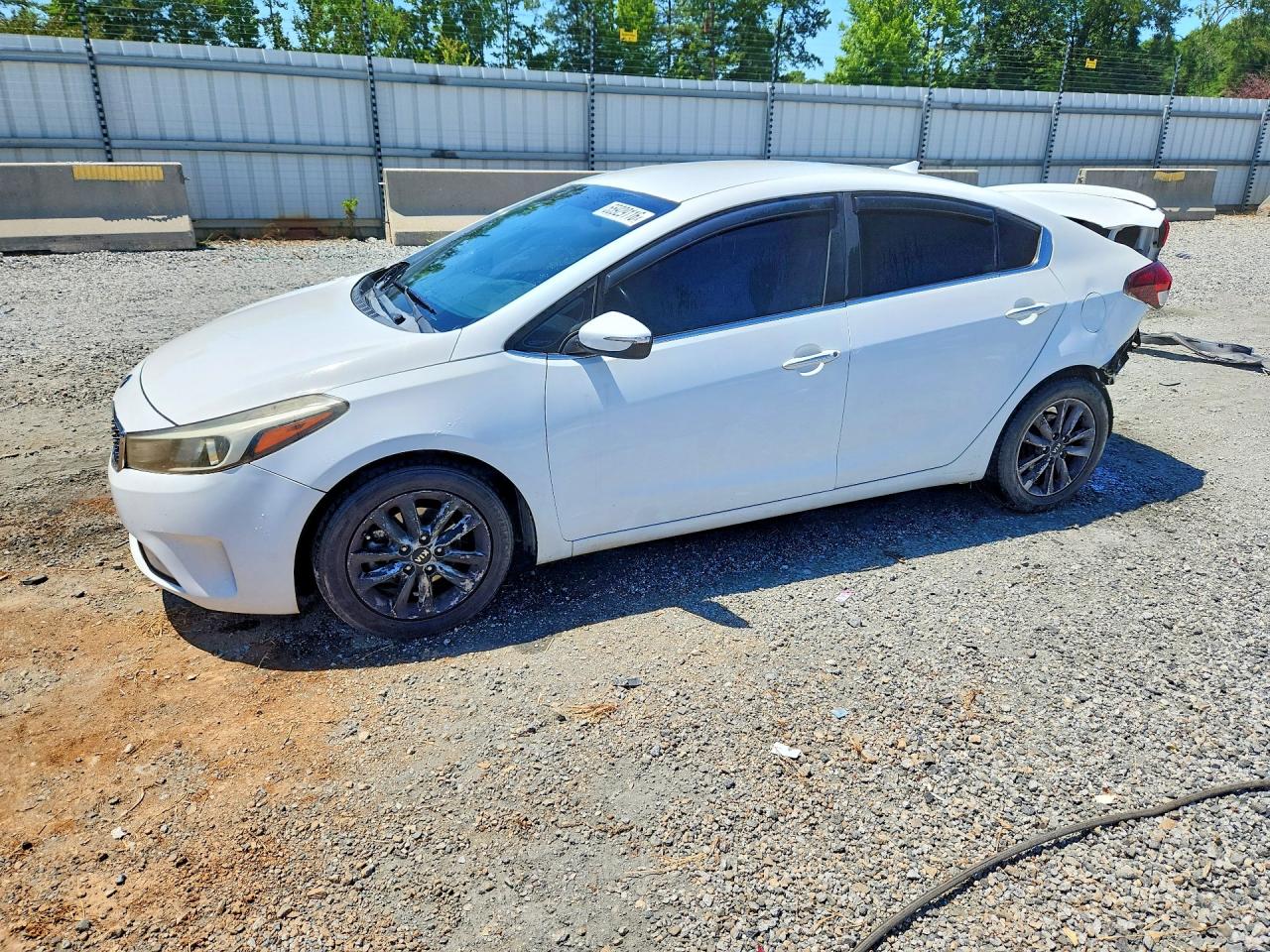 Salvage Kia Forte Image