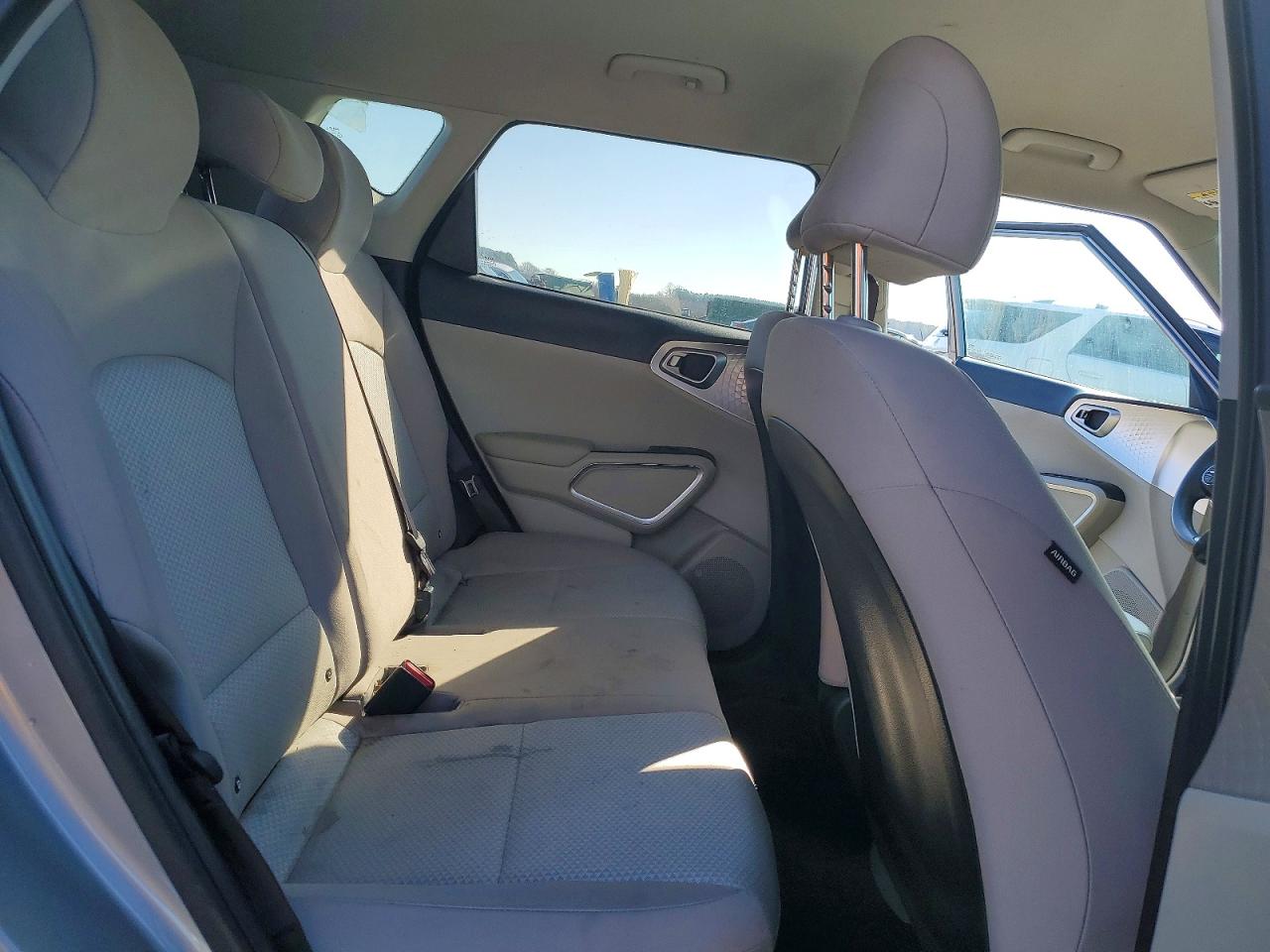 Kia Soul Lx