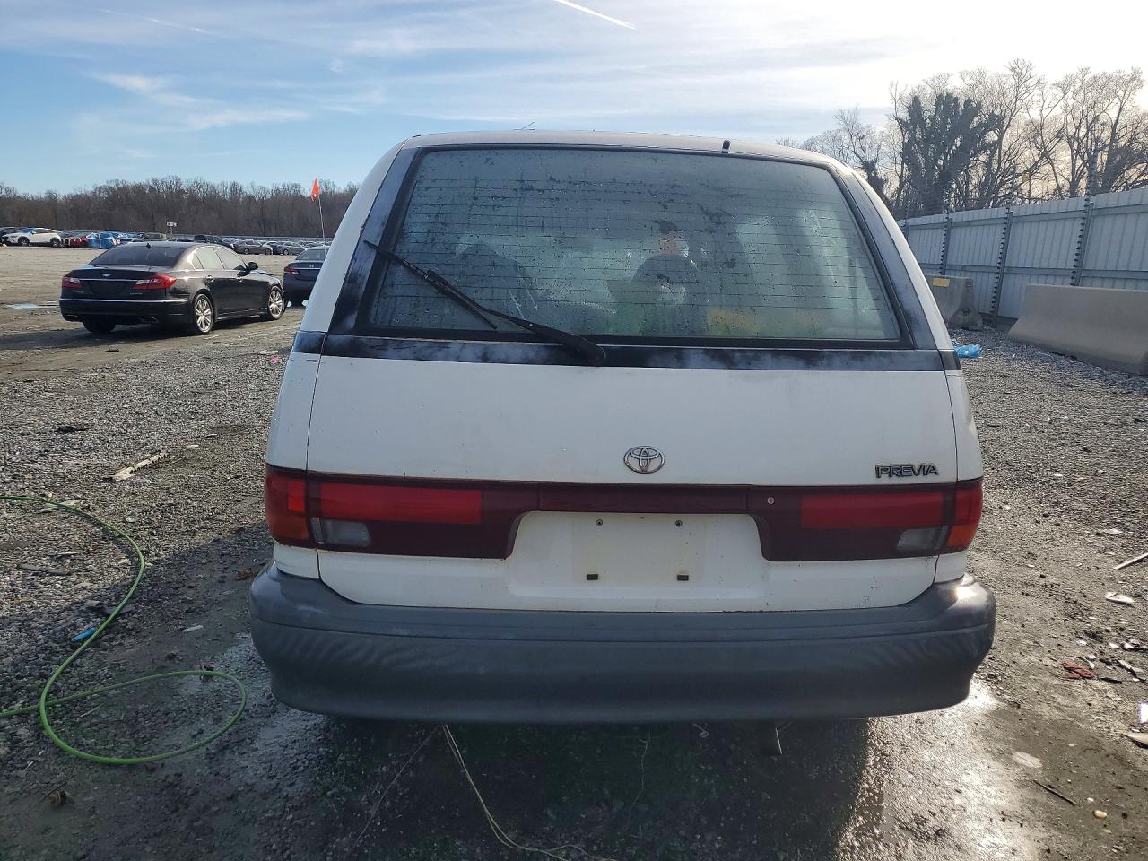 Toyota Previa Deluxe