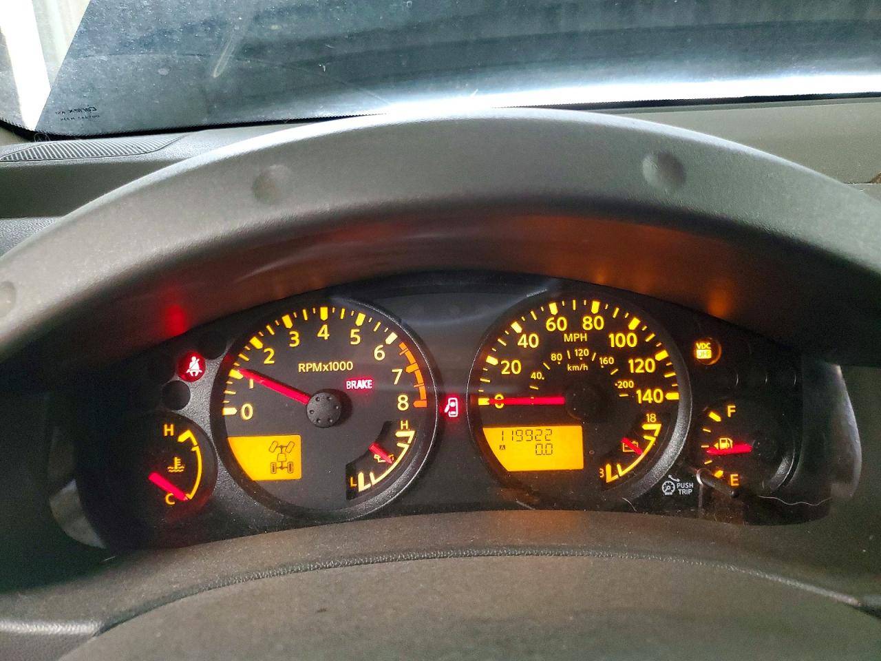 Nissan Frontier Sv V6