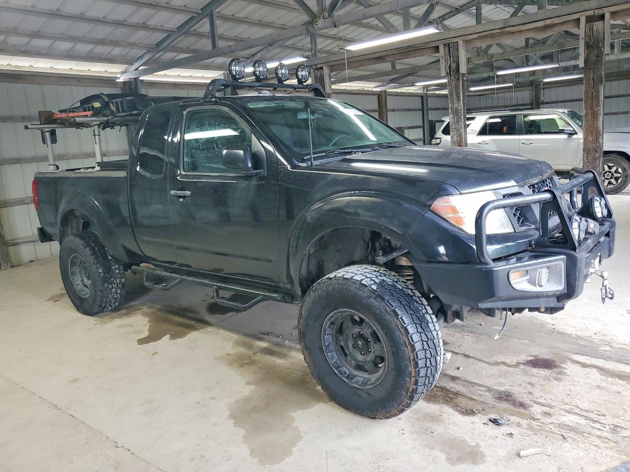 Nissan Frontier Sv V6