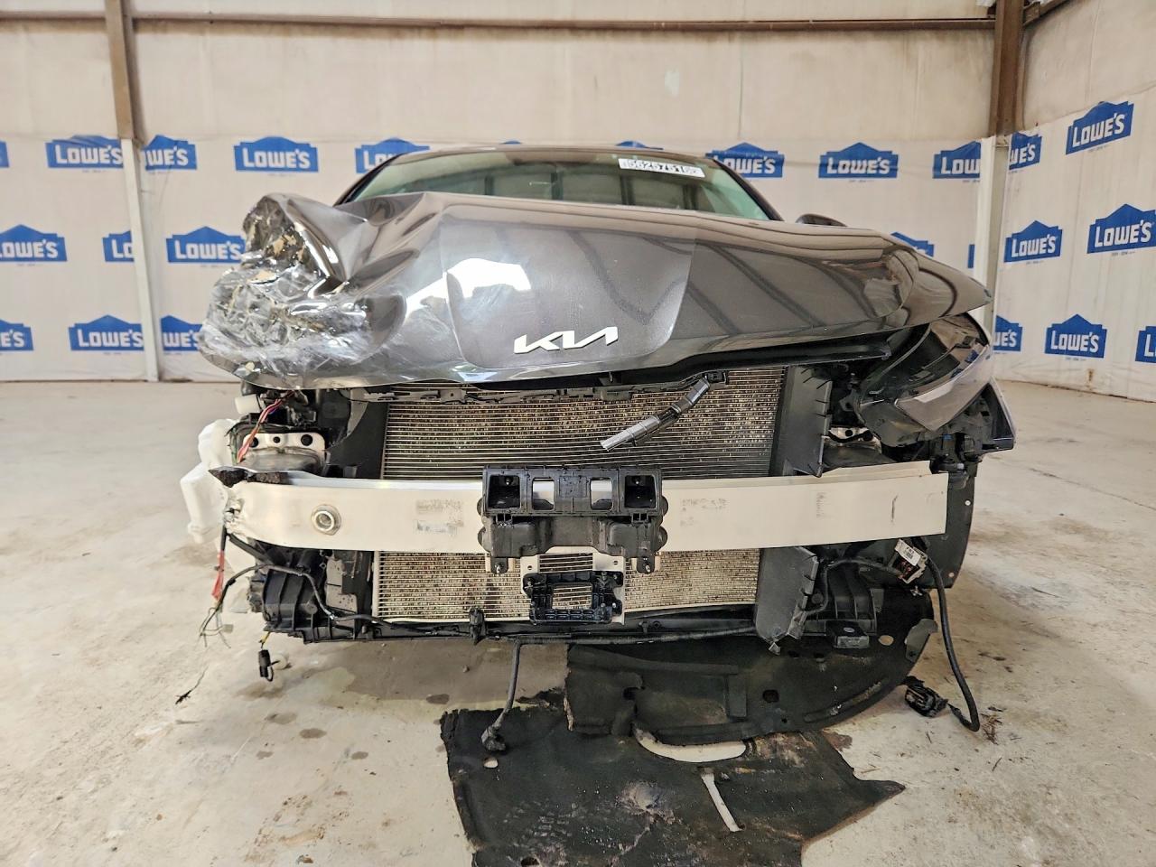 Kia K5 Lxs