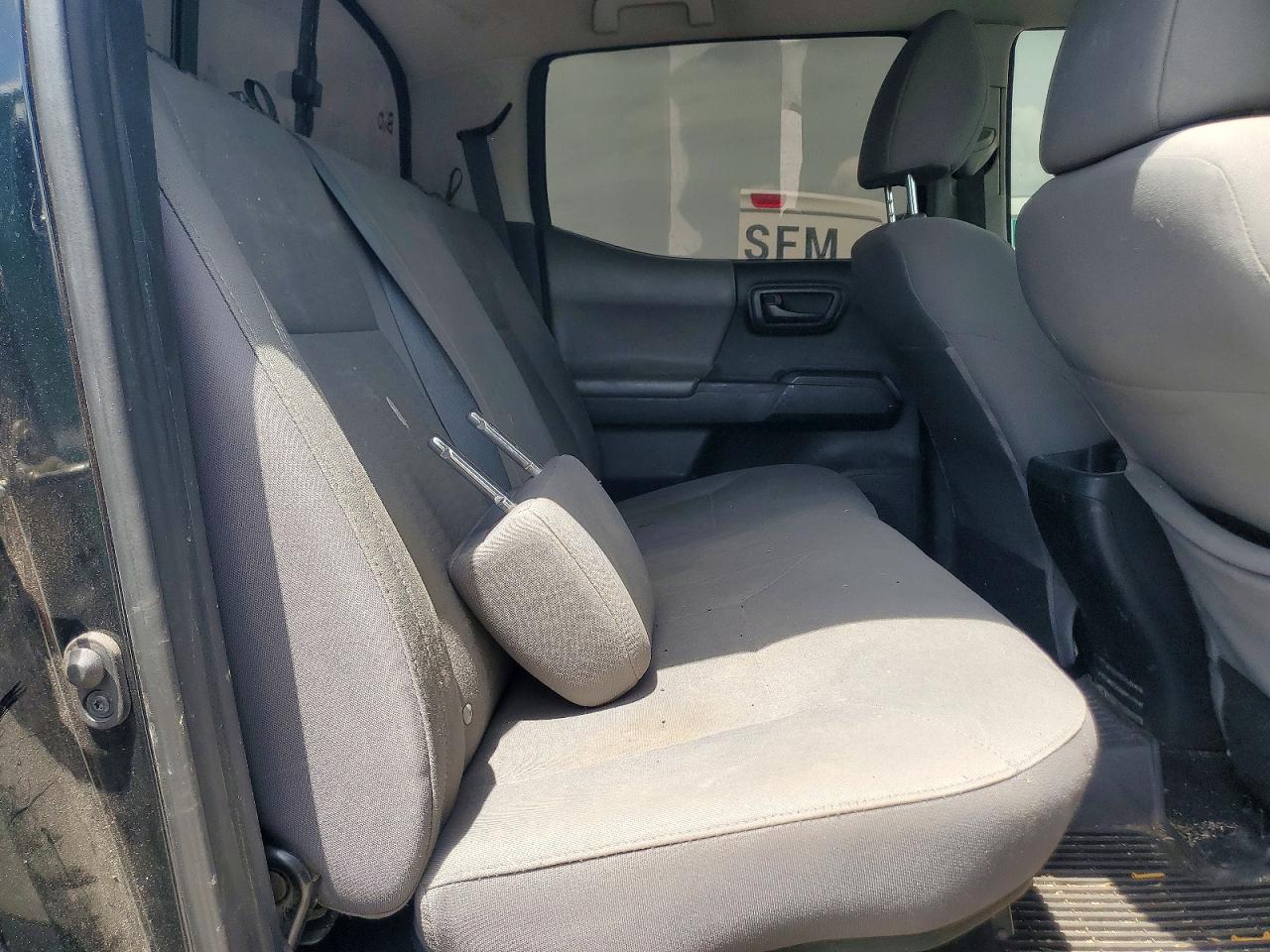 Toyota Tacoma Sr V6